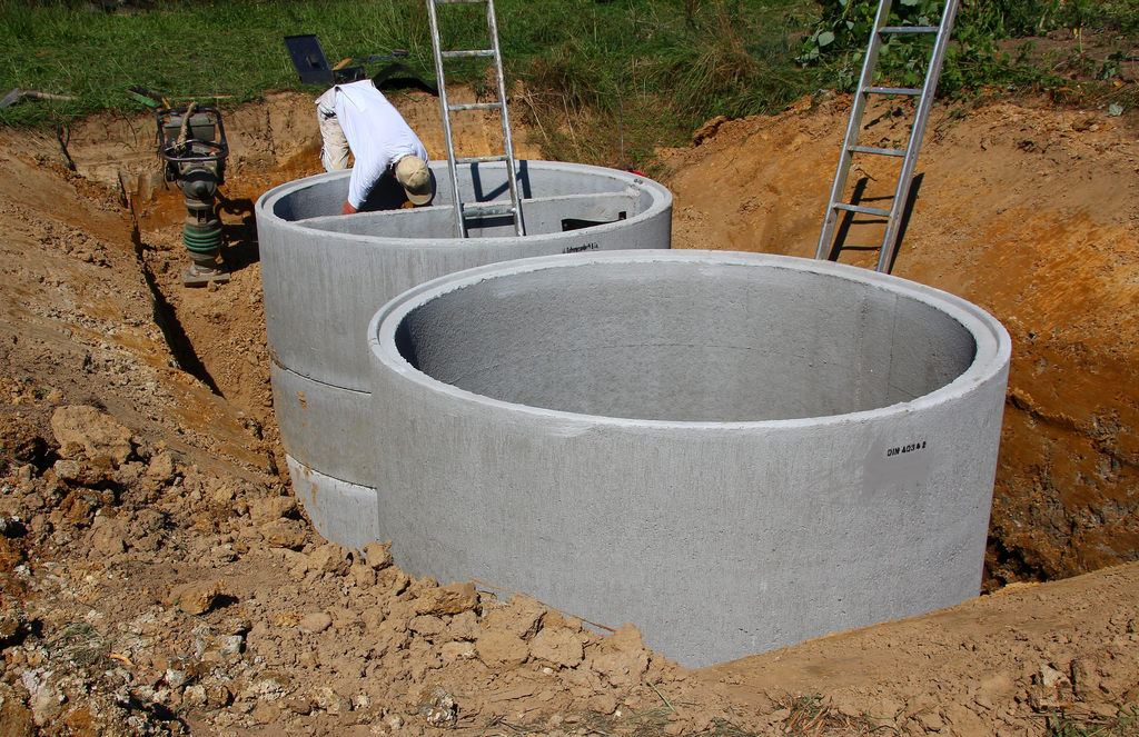 Jakie korzyści można odnieść z zakupu zbiorników betonowych?